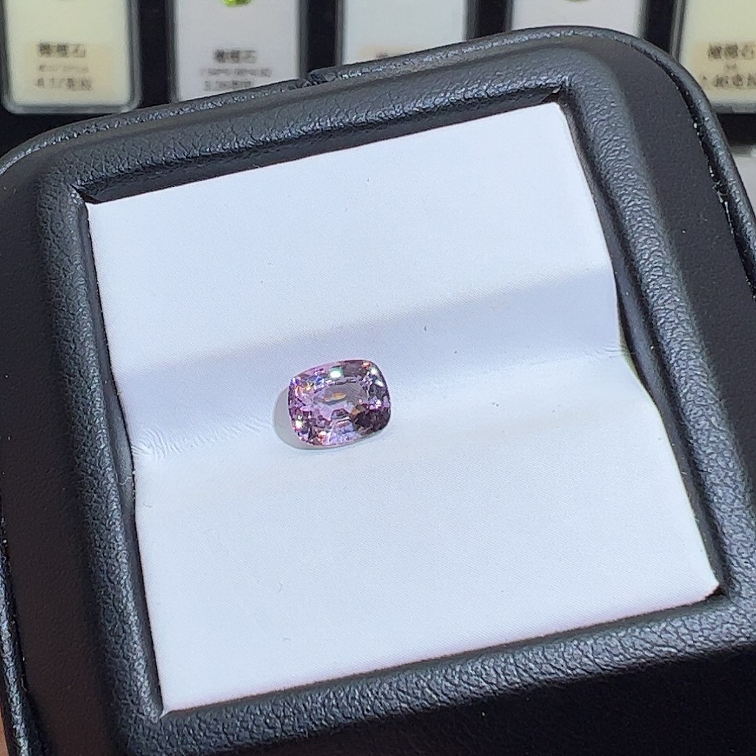 尖晶石裸石1.33克拉