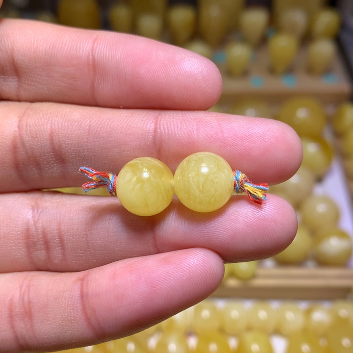 蜜蜡裸石未镶嵌天然俄料黄白花蜜蜡圆珠10.6