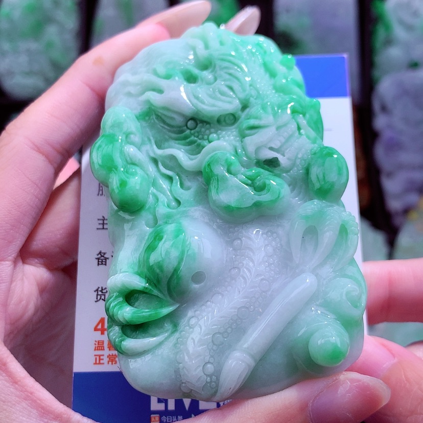 【闪购商品】翡翠颈饰未镶嵌天然