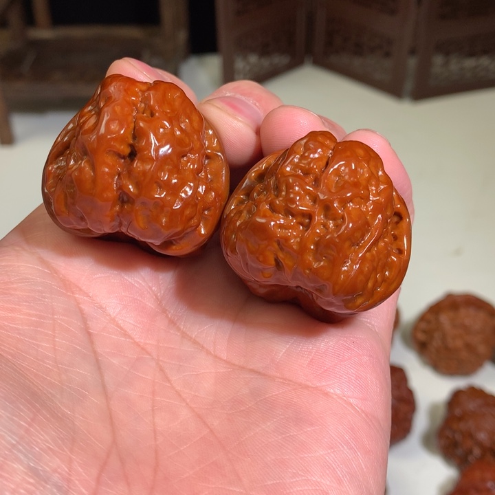 文玩核桃把件蛤蟆头37.26