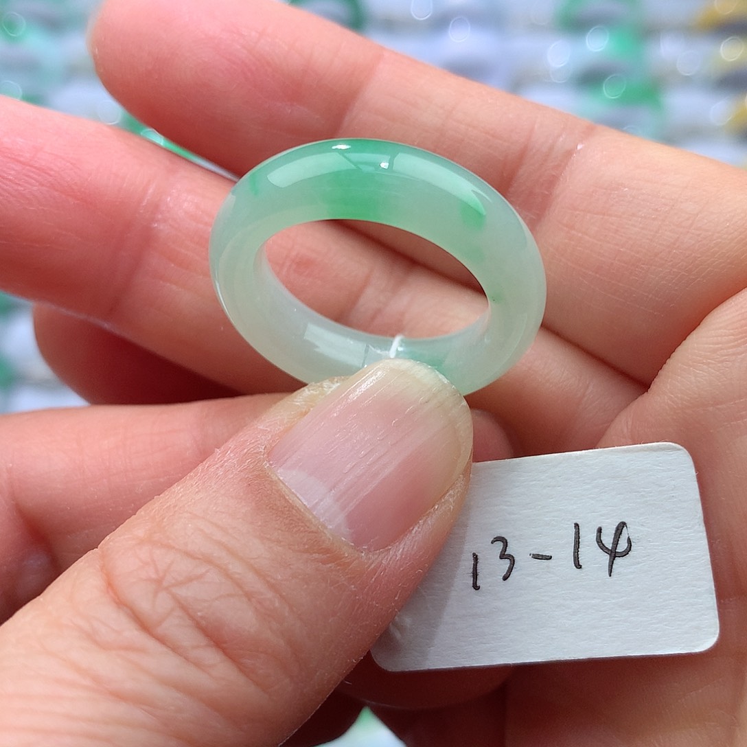 翡翠戒指未镶嵌13-14号