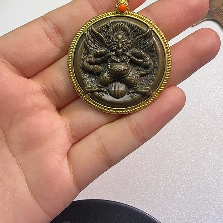 郭***哥砖雕藏传工艺品九宫八卦