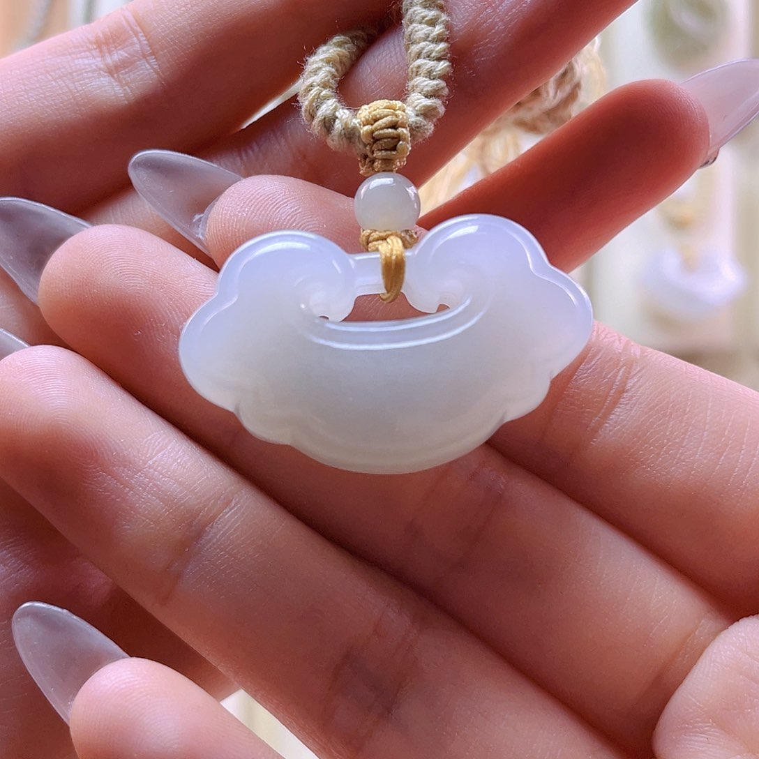 和田玉吊坠(赠链)未镶嵌城***开