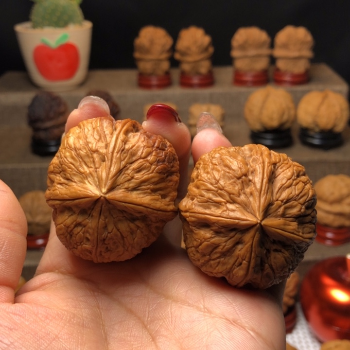 文玩核桃把件99南诏铁印