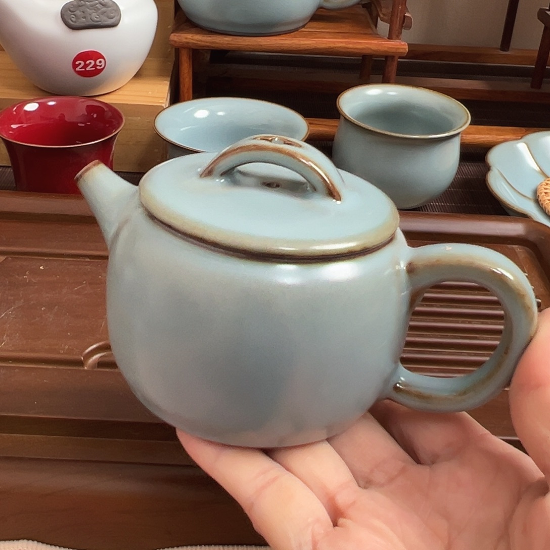 瓷片小微瑕发货。。。。。。