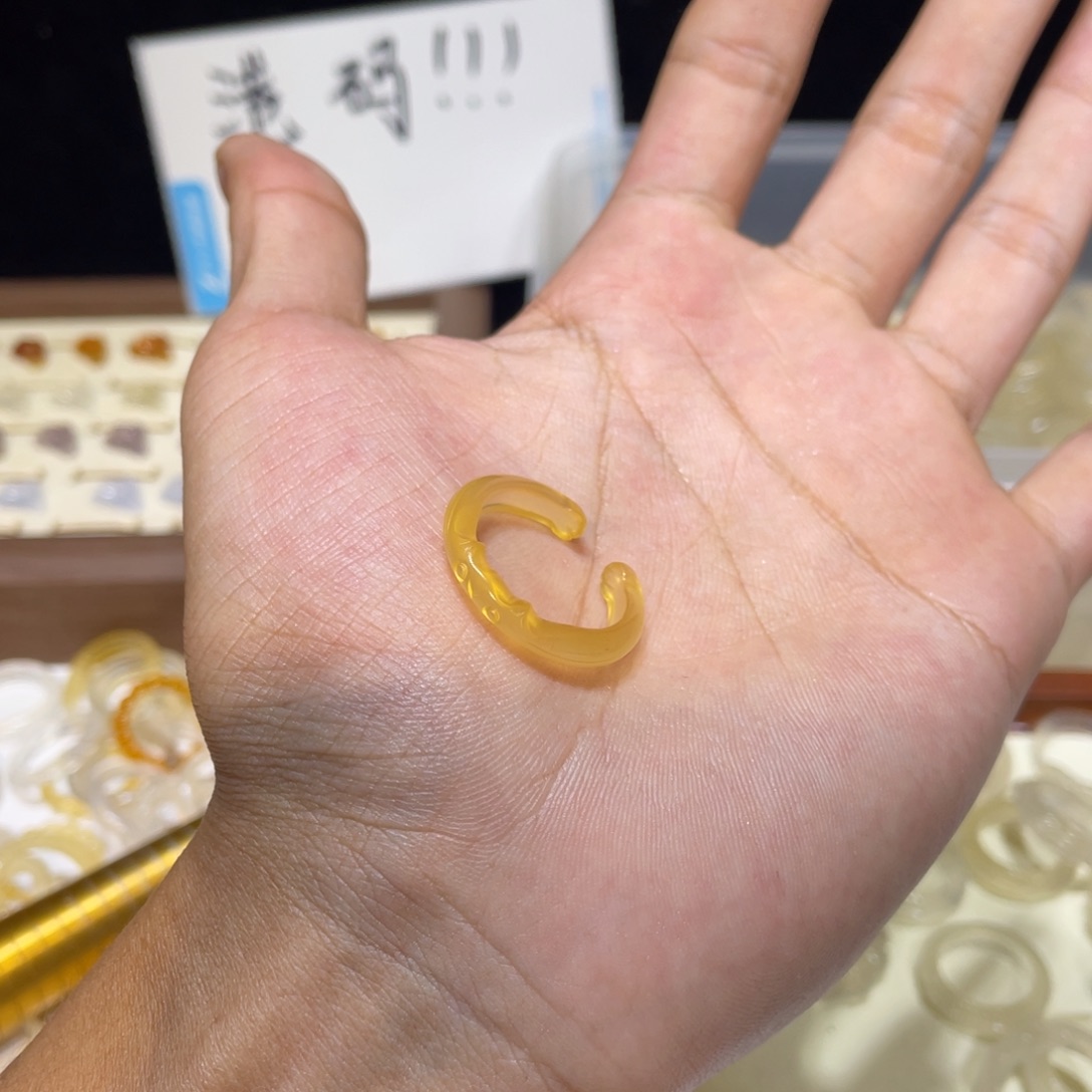 桃****玛瑙/玉髓未镶嵌戒指49号港19.5