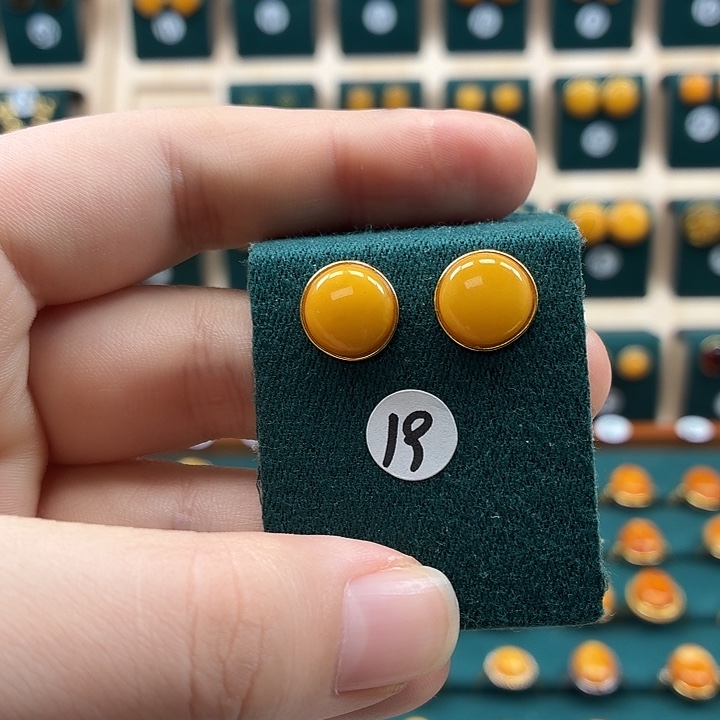 琥珀银S925镶嵌耳饰金色托