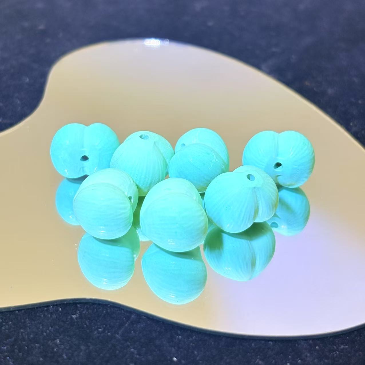 W756 菱镁矿爱心 多样性发其一