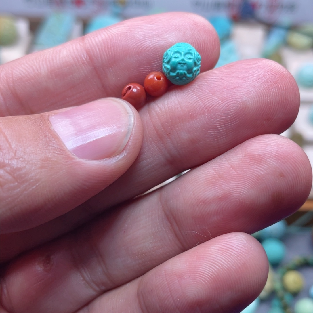 南红玛瑙配饰未镶嵌