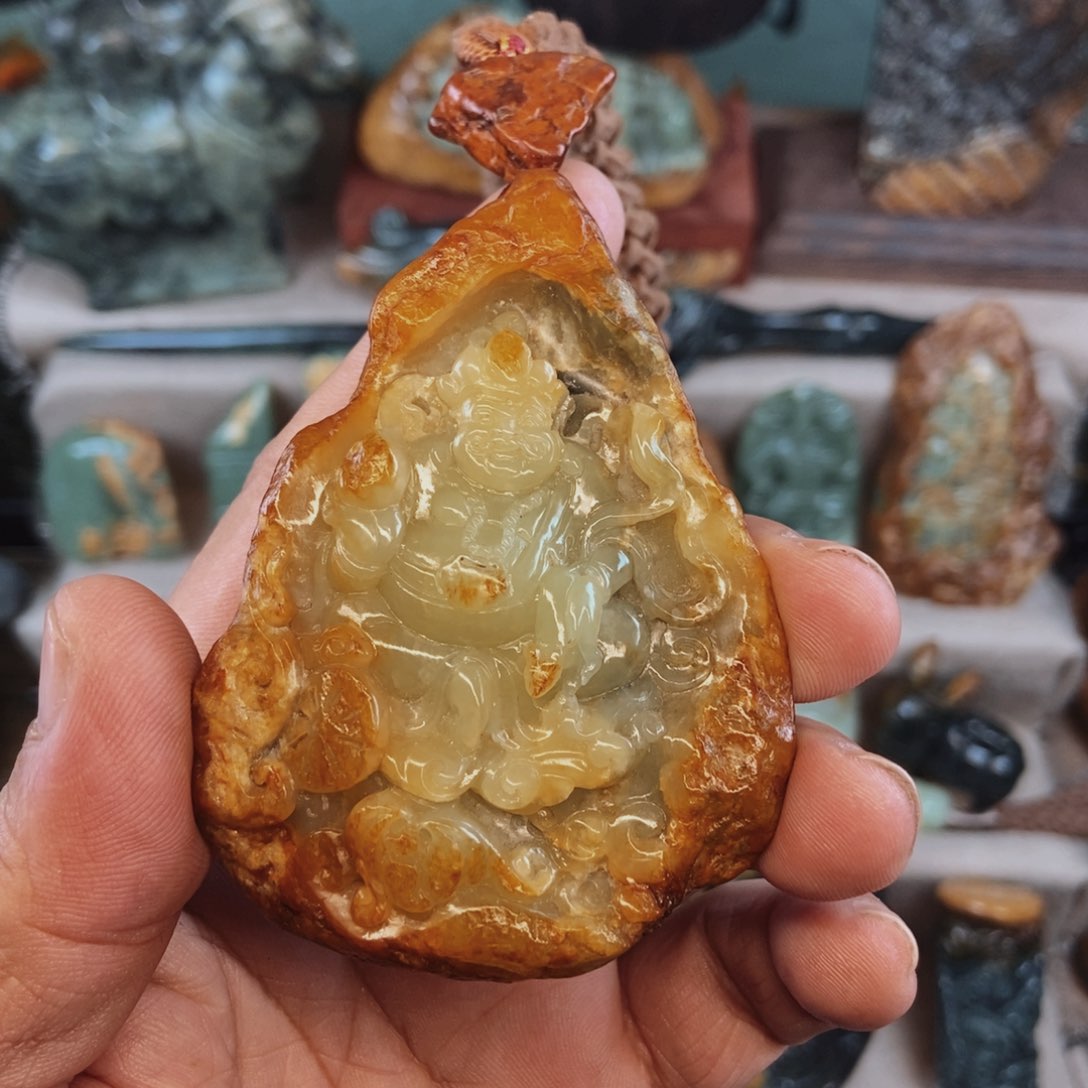 岫岩河磨玉（透闪石质玉）把件未镶嵌看***看