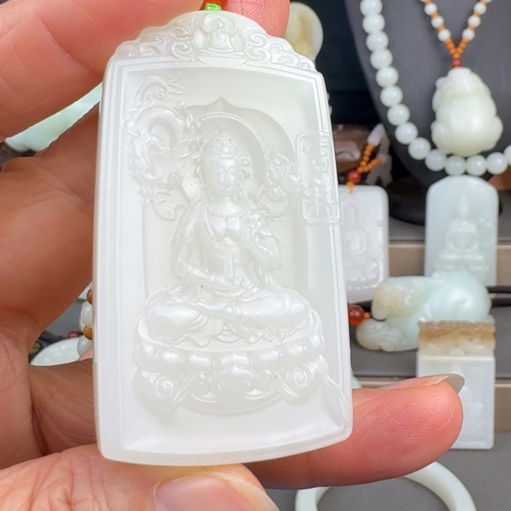 和田玉未镶嵌颈饰