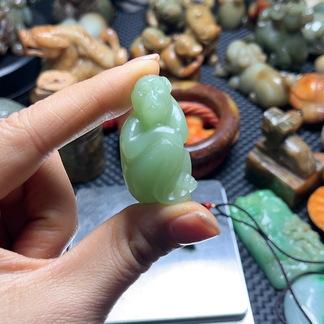 白玉菩提吊坠摆件