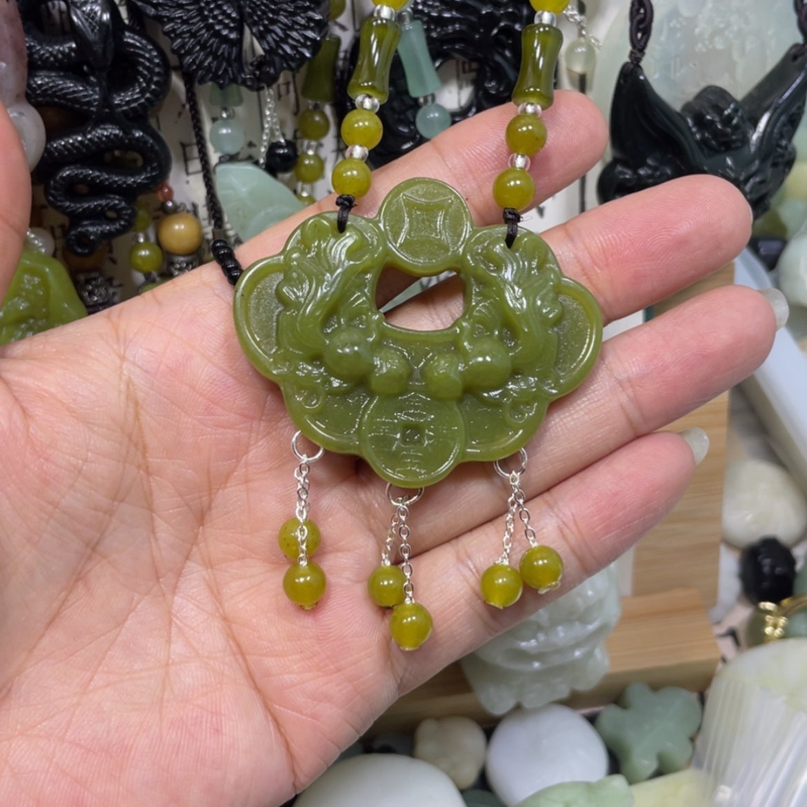 【闪购商品】岫玉颈饰未镶嵌110吊坠