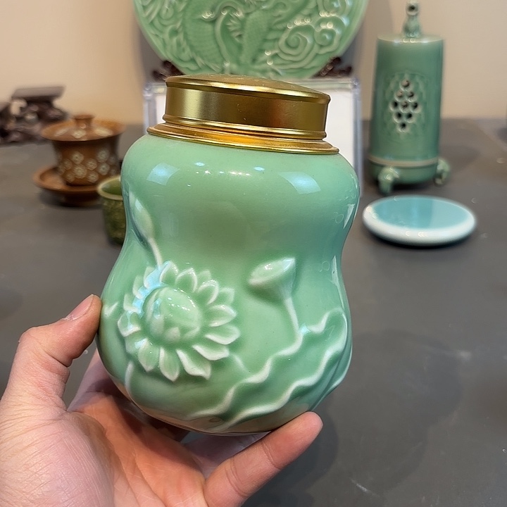 瓷片龙泉青瓷福利青瓷