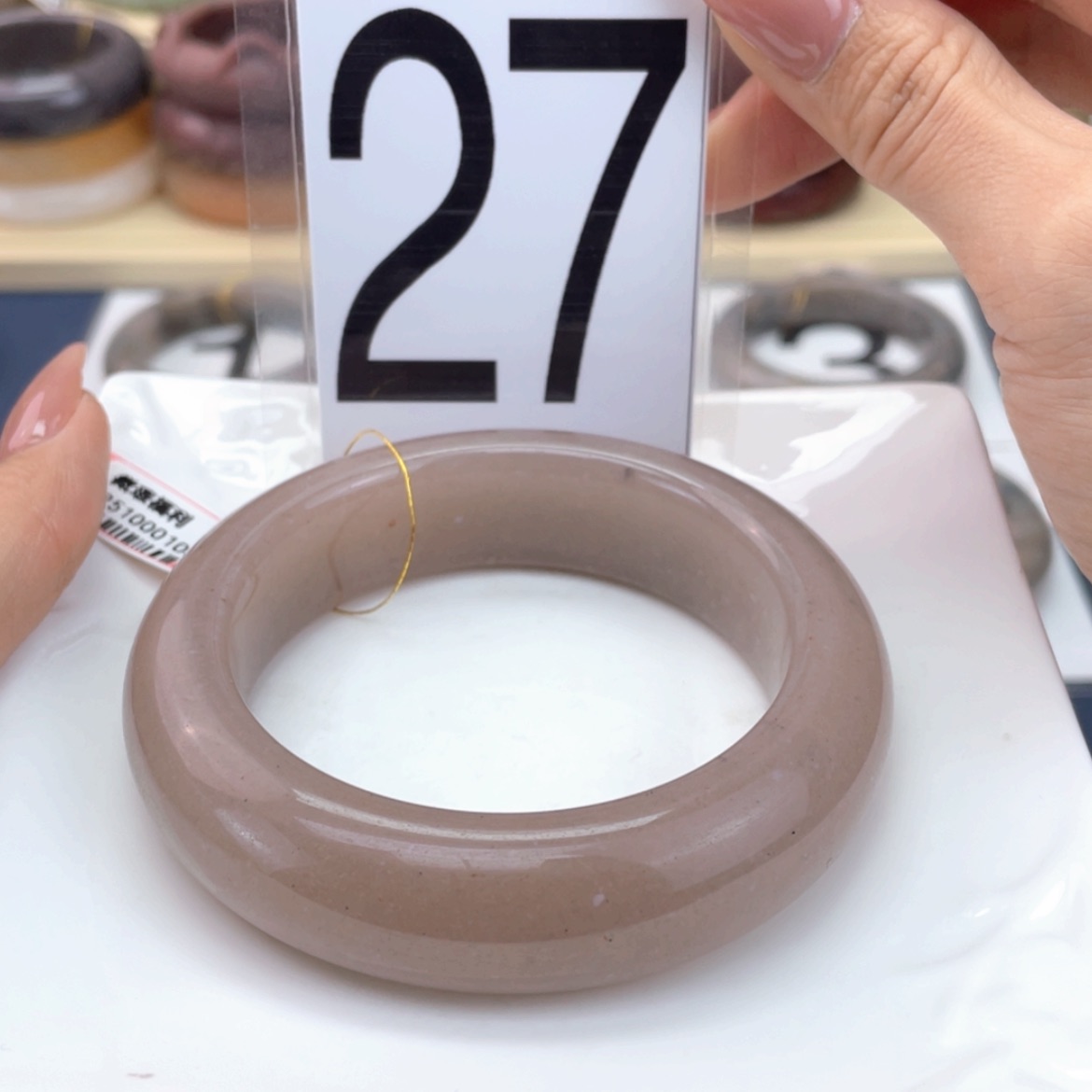 【闪购商品】石英质玉手镯未镶嵌