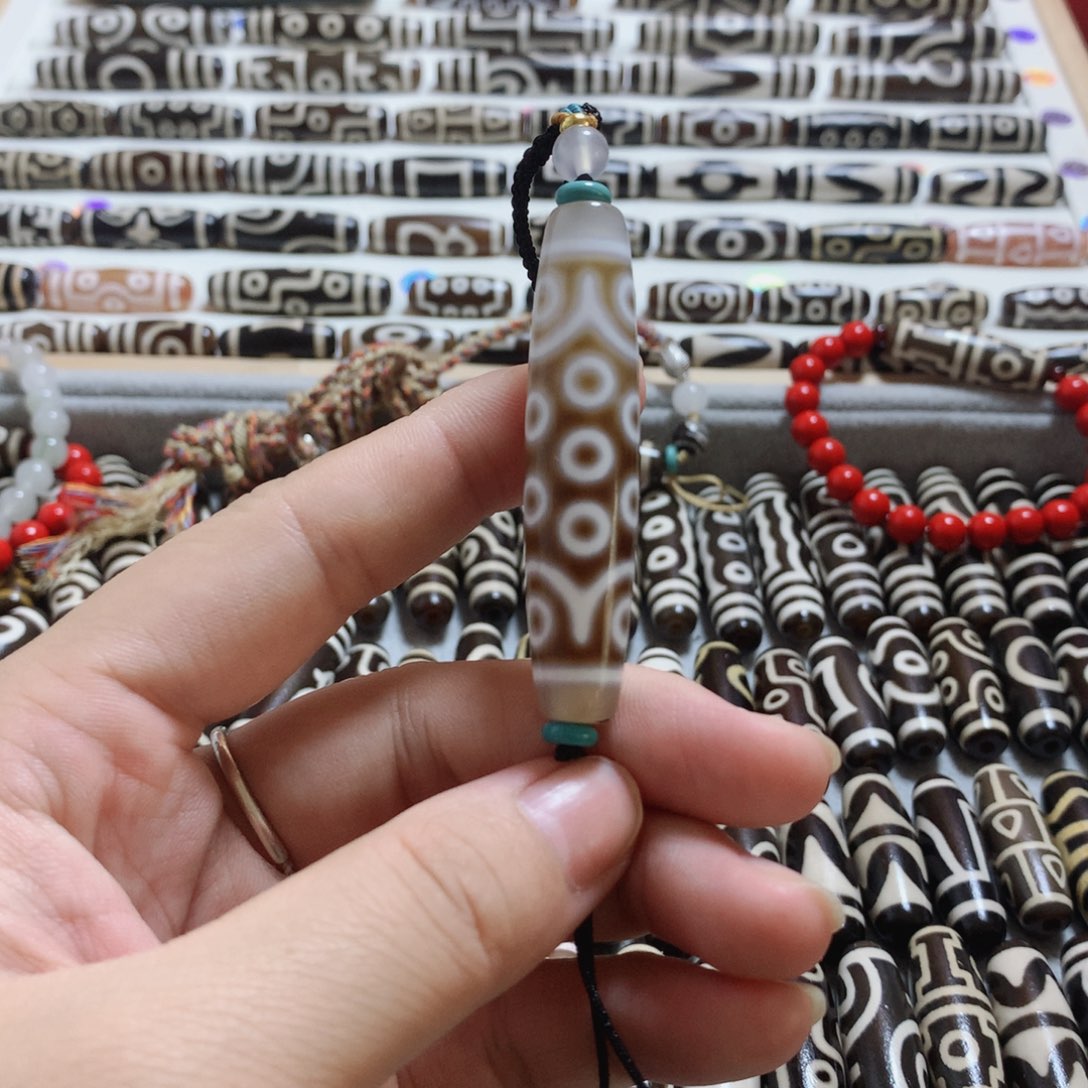 未镶嵌颈饰玛瑙/玉髓美**景