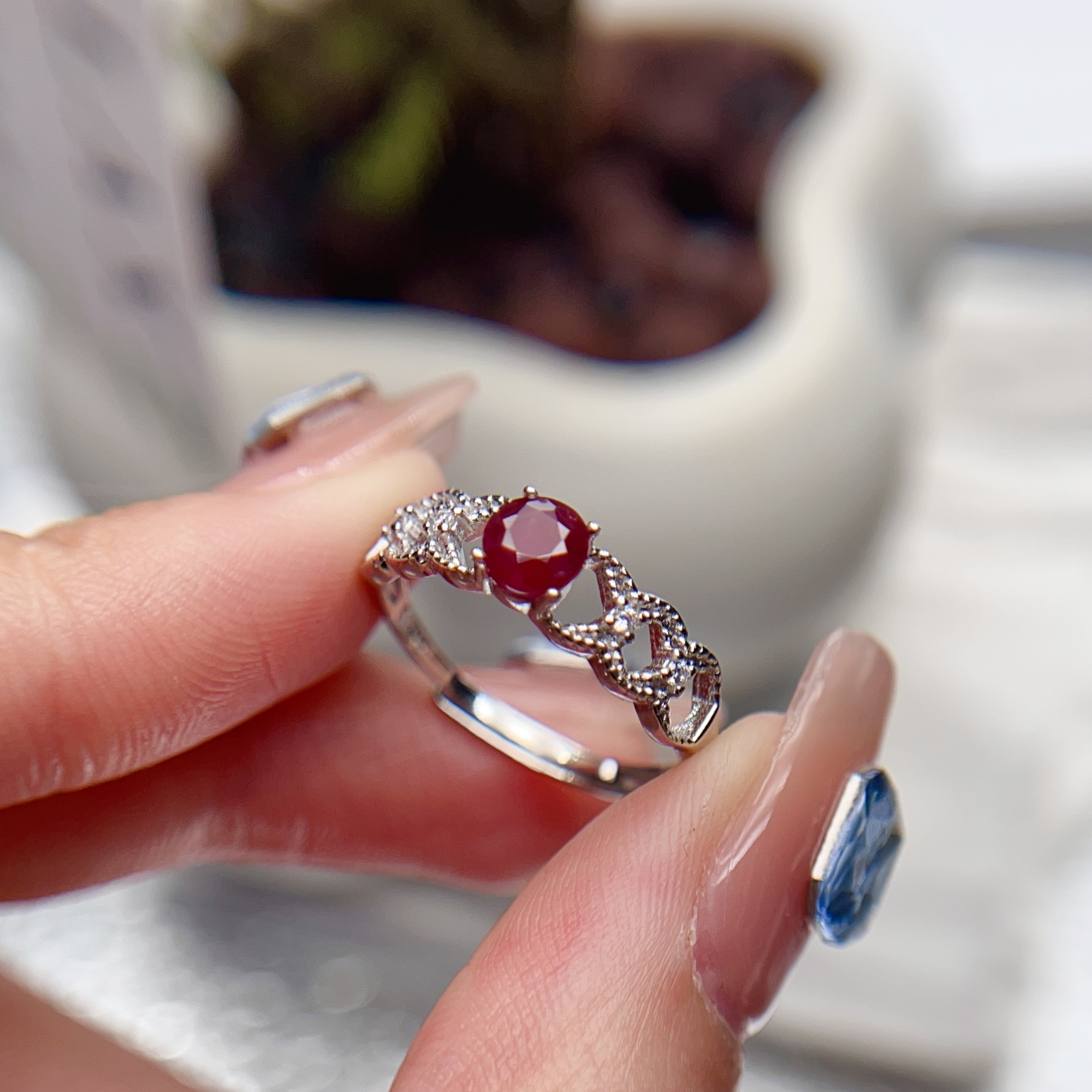 天然老烧红宝石圆4*4/4分左右国标通体银S925戒指高贵气质百搭