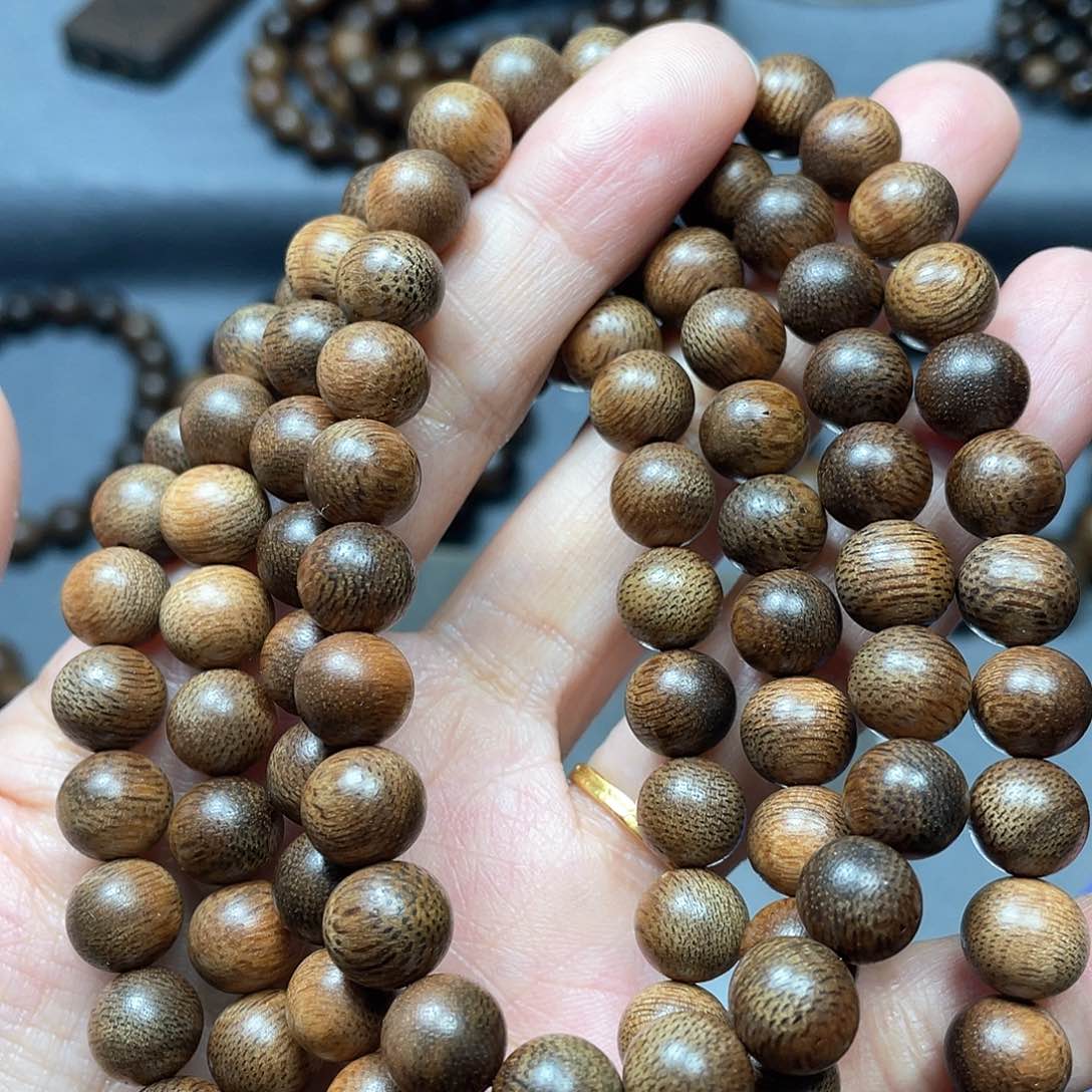 沉香手串富森红土0.8