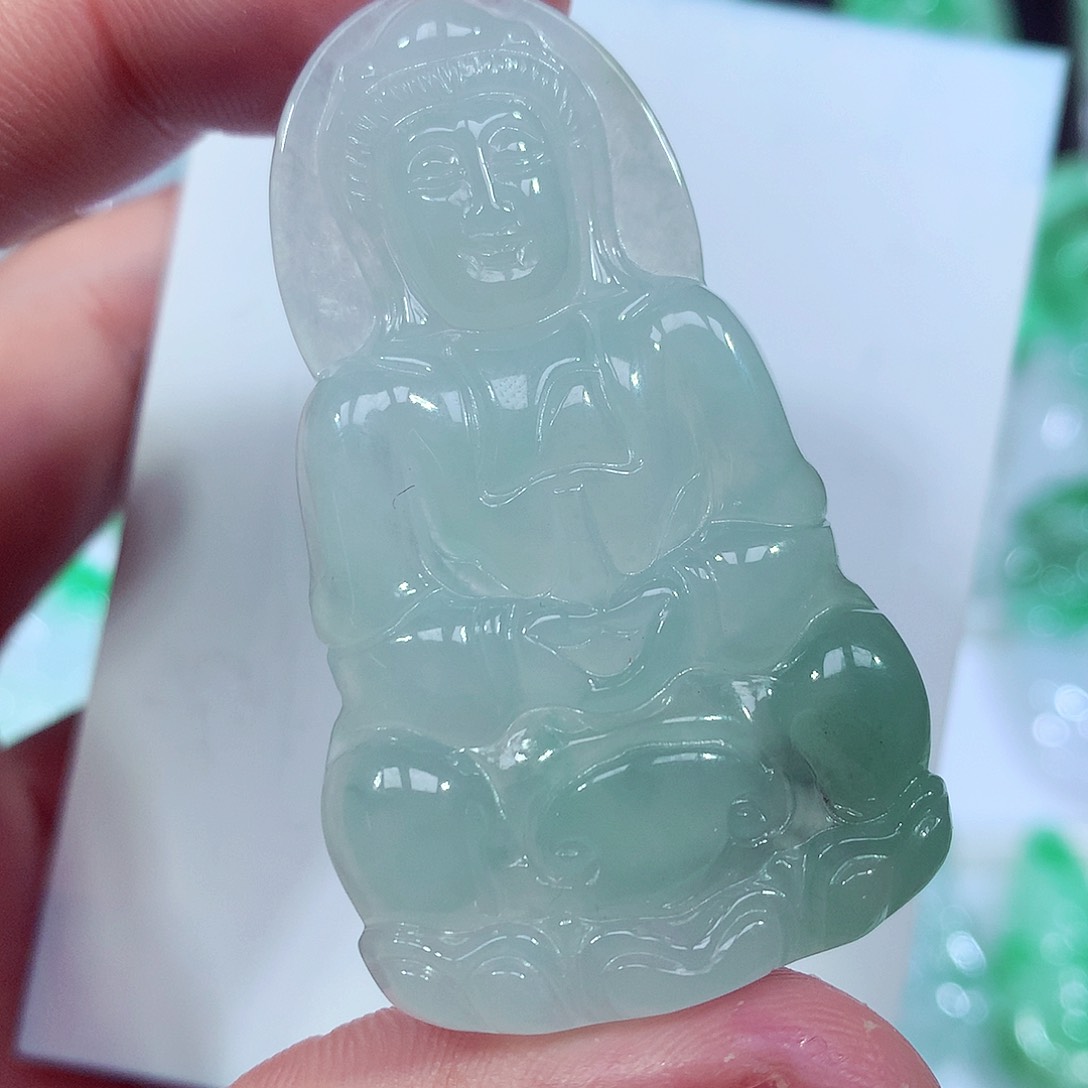 翡翠未镶嵌颈饰缅甸翡翠