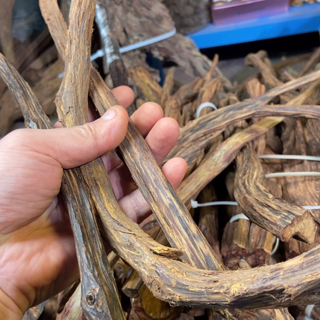 苏***人海南大叶帝王香原材料直发香粉