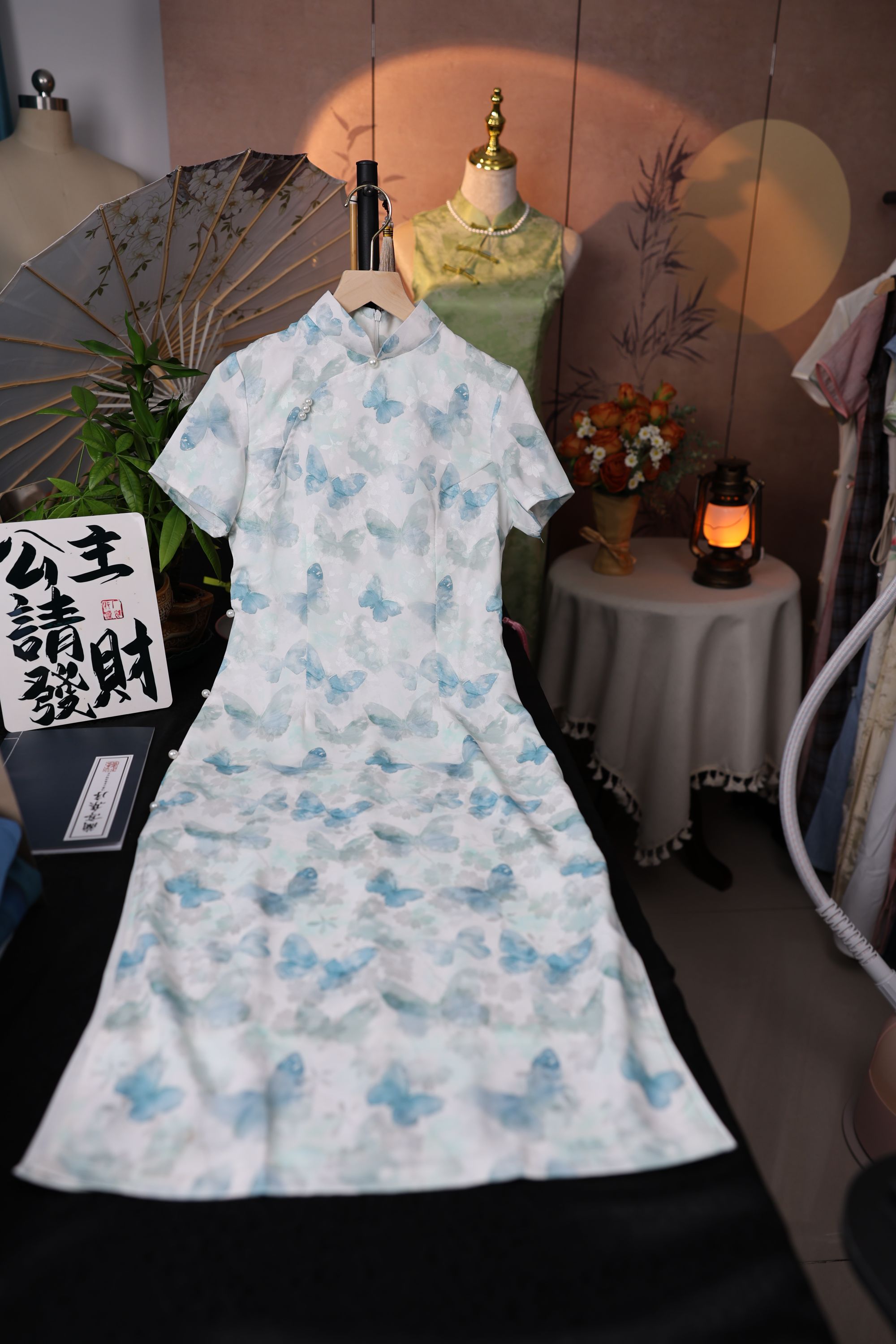 夏季清新蓝色蝴蝶短袖旗袍115cm提花