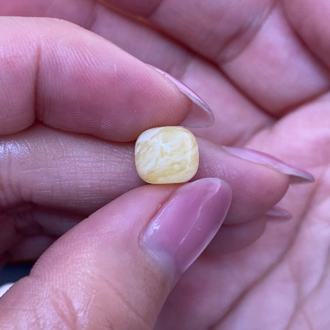 裸石琥珀未镶嵌蜜蜡8.9