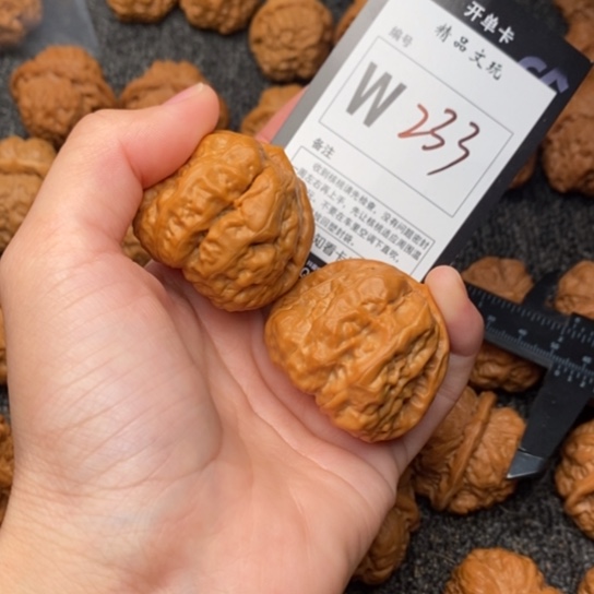 吊坠桃核我****a我是第一百42