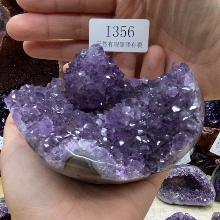 紫晶大型摆件（非配饰）未镶嵌