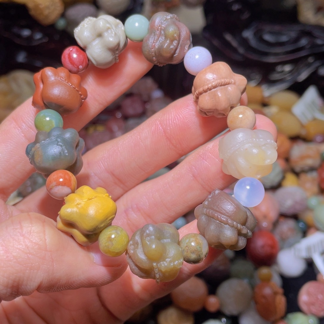 石英质玉手链未镶嵌