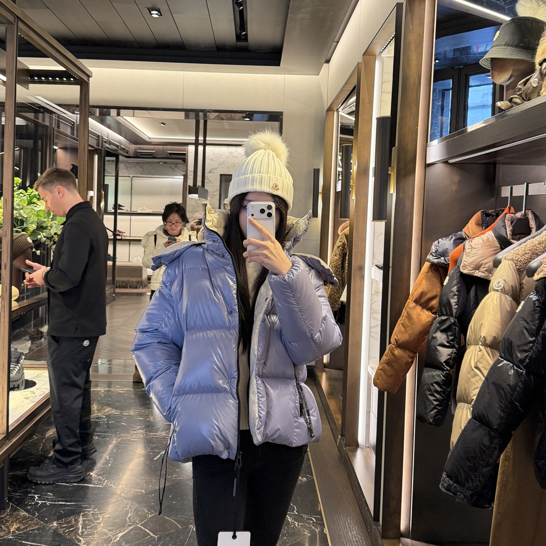 未使用 MONCLER 蒙口parana羽绒服蓝色