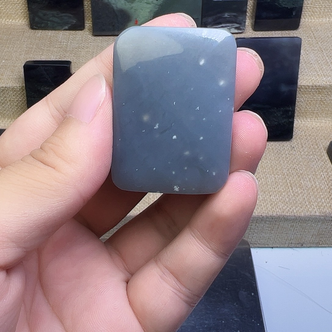 未镶嵌和田玉珠宝半成品