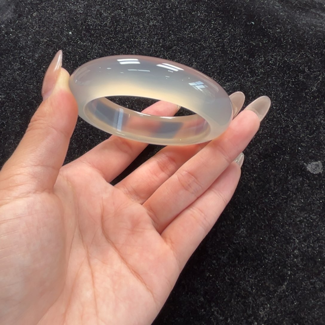 手镯玛瑙/玉髓未镶嵌