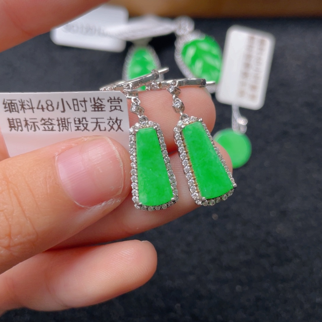 翡翠颈饰银S925镶嵌j j j j k