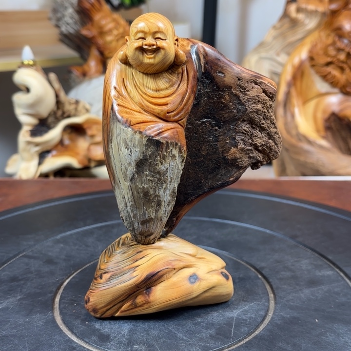 柏木（崖柏）xhjgvhhjj