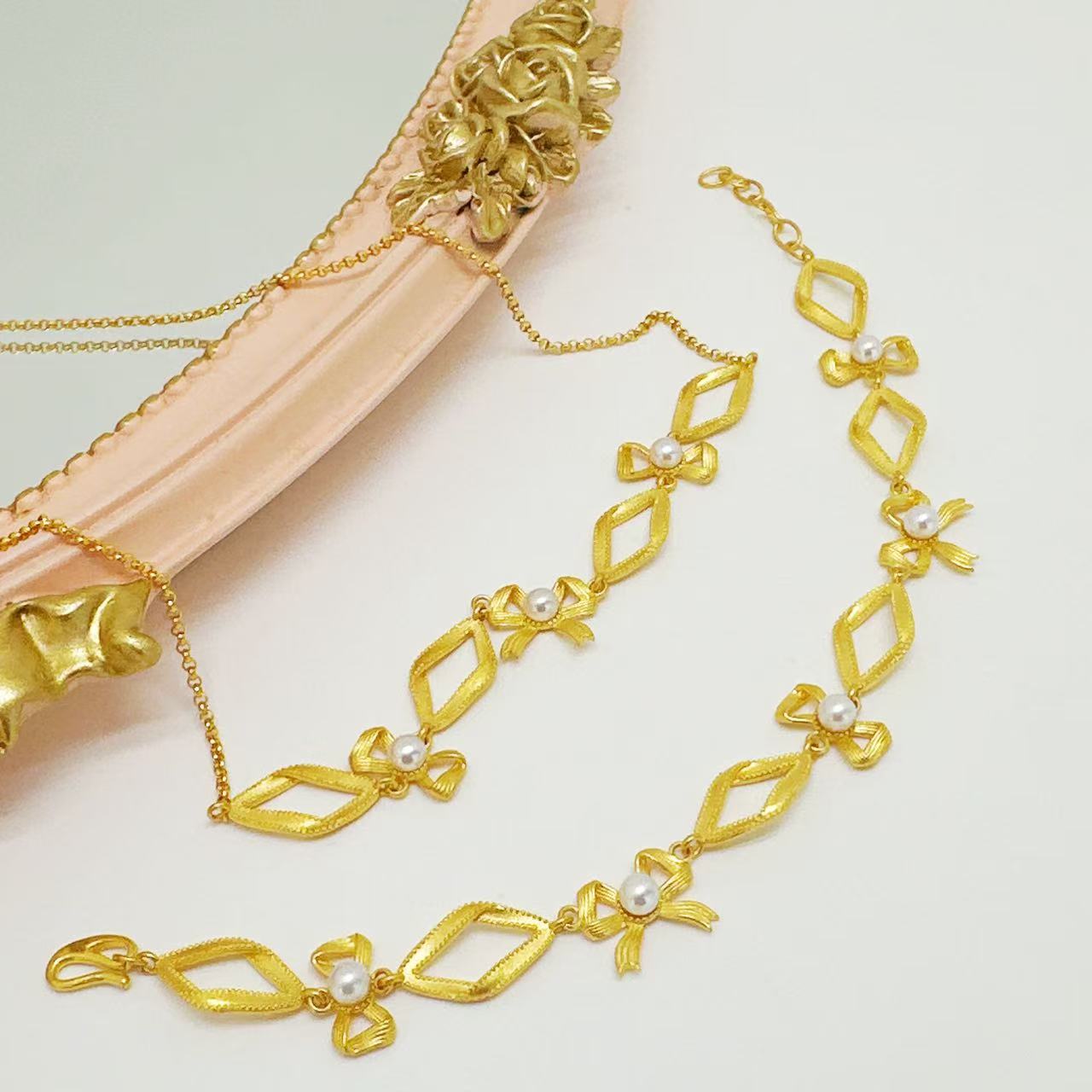 金多拉珠宝 足金 999 唐顿庄园 项链 手链