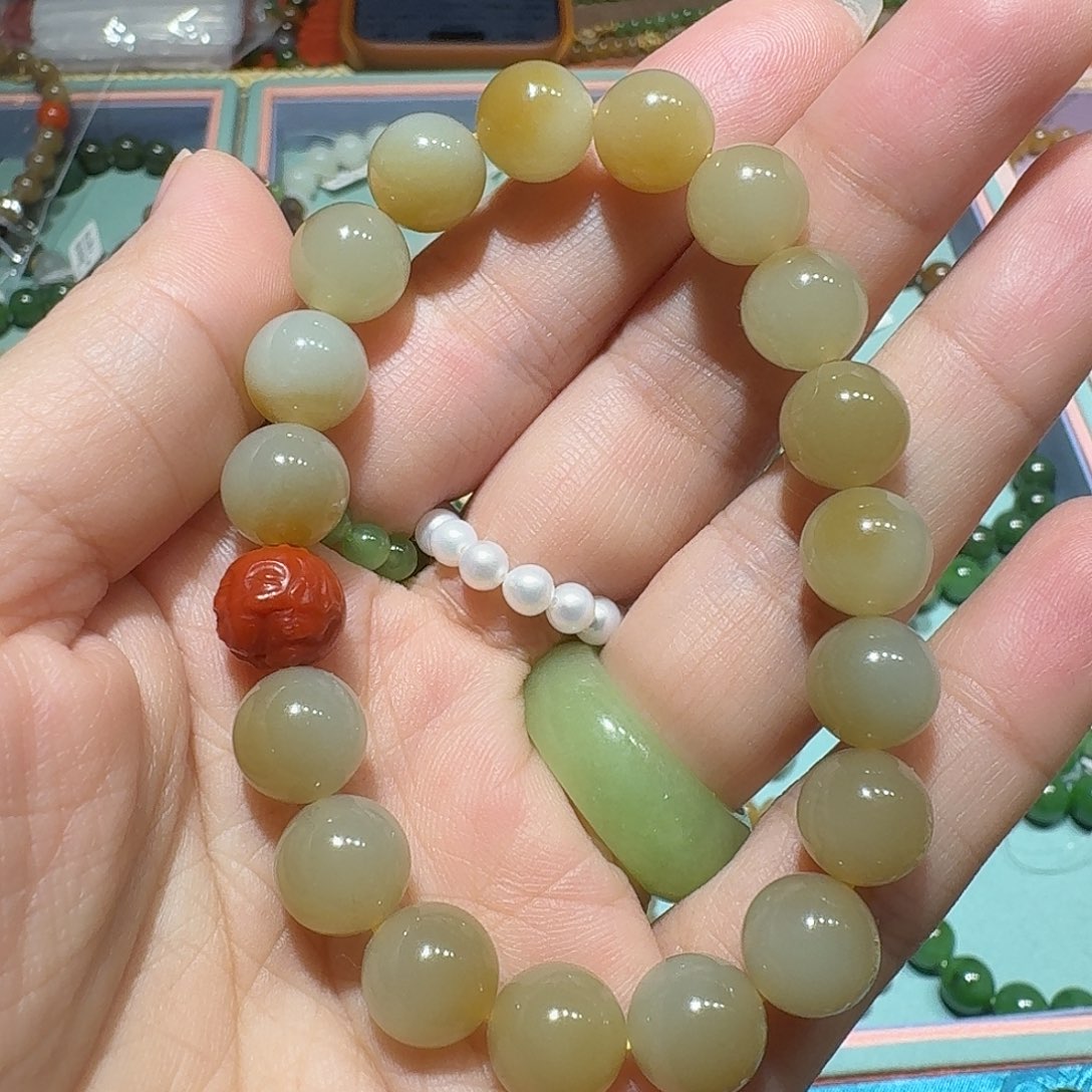 和田玉未镶嵌手链