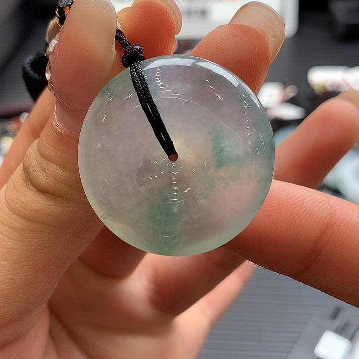 翡翠未镶嵌颈饰31