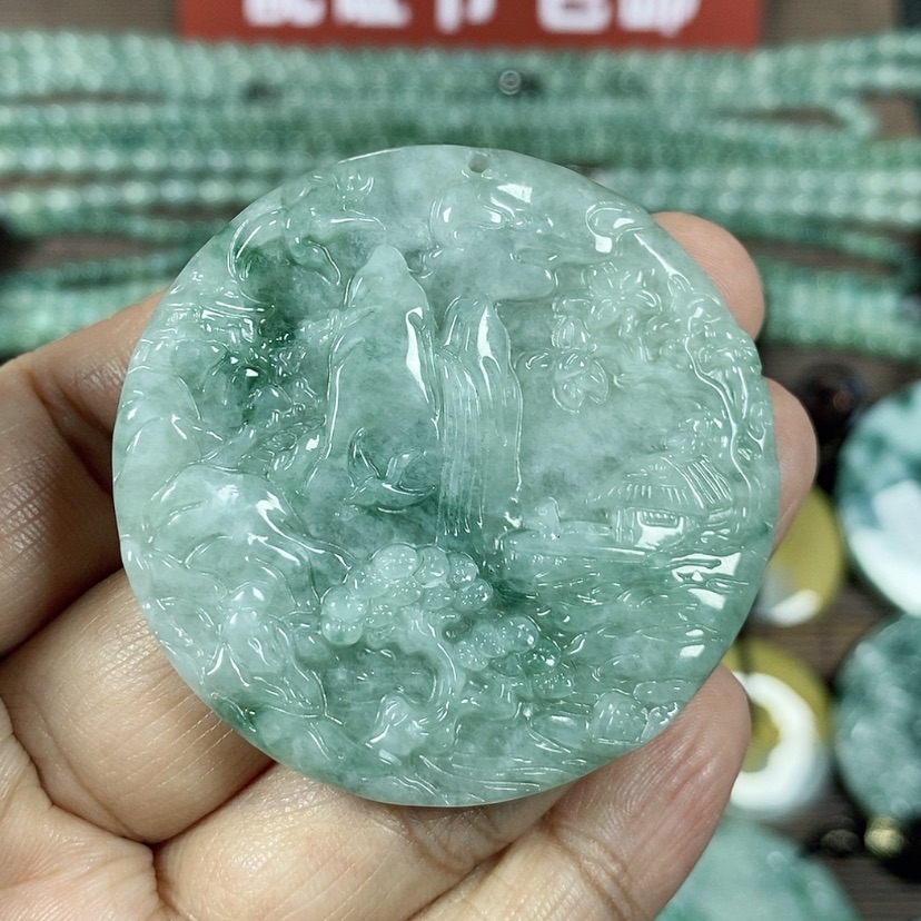 【闪购商品】翡翠颈饰未镶嵌玉吊坠翡翠玉圆形山水牌
