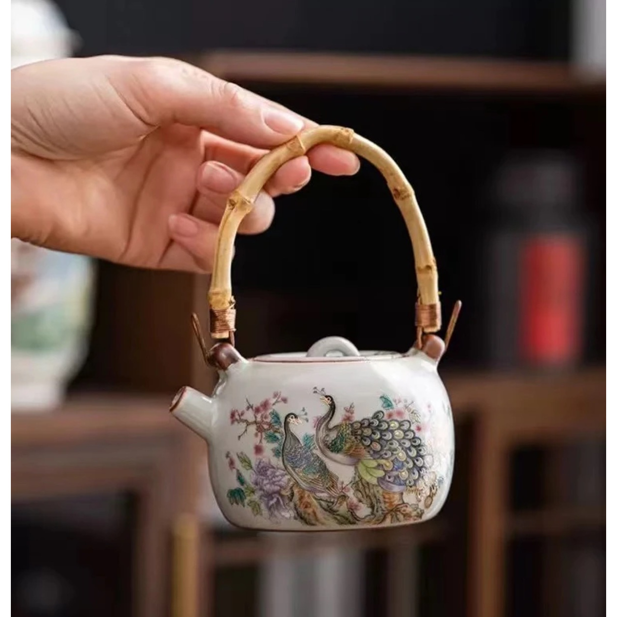 G314-汝窑孔雀提梁壶