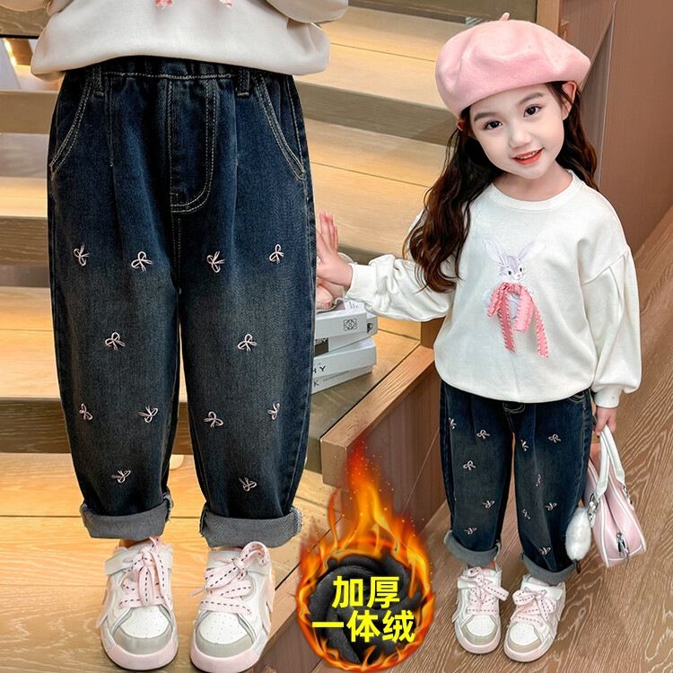 秋冬新品秋新品女童加绒牛仔裤款加厚宝宝中小加绒直筒宽松牛仔裤