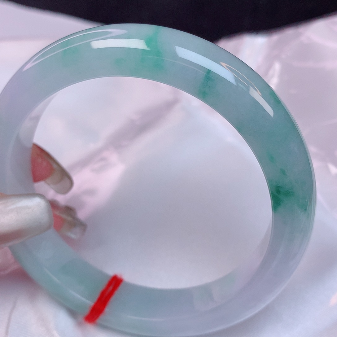 翡翠手镯未镶嵌迷*香58分单2