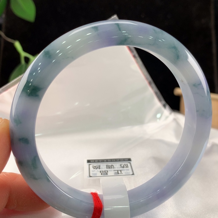 翡翠手镯未镶嵌111-0191
