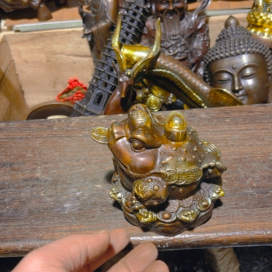 正常发货 铜的。全清了一件不留