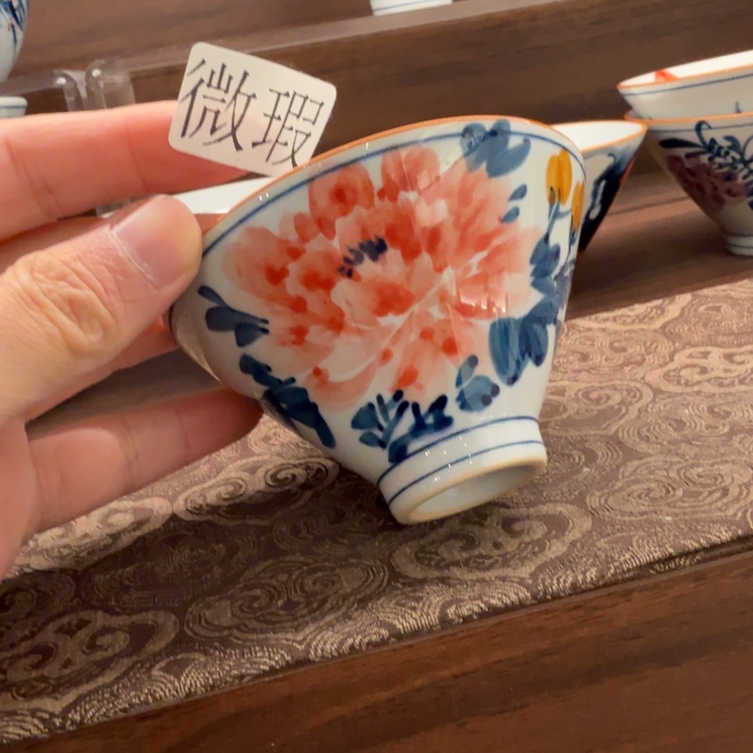 釉下手绘茶具微瑕