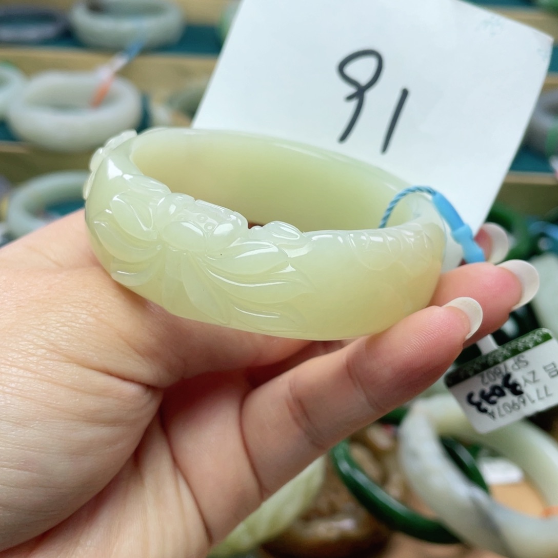 未镶嵌手镯和田玉圈口53