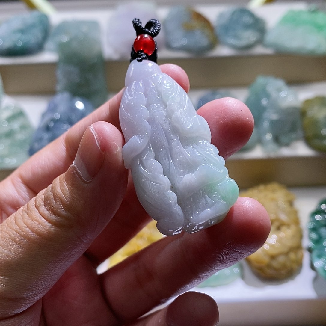 【闪购商品】翡翠颈饰未镶嵌白菜
