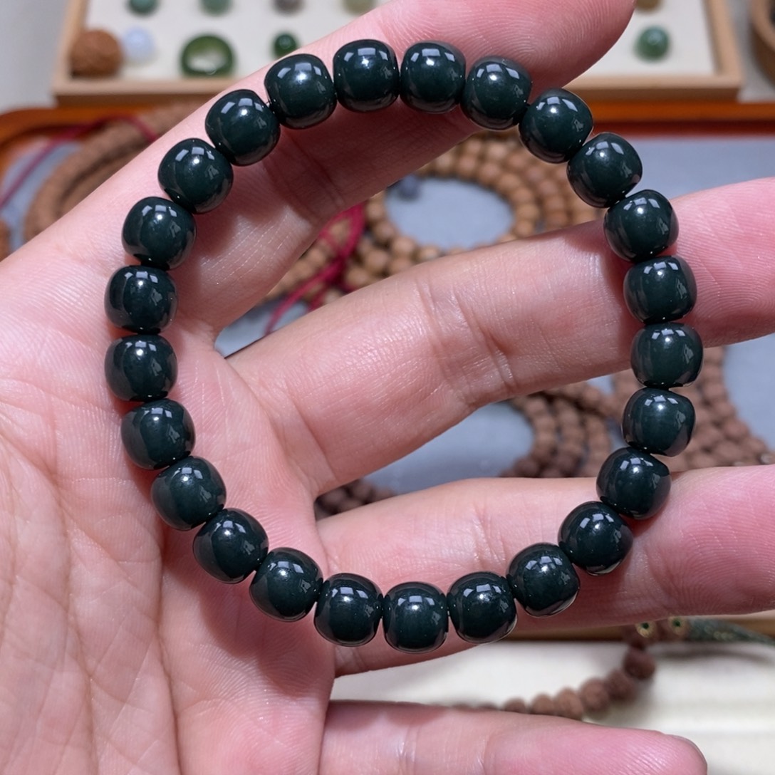 未镶嵌和田玉车挂