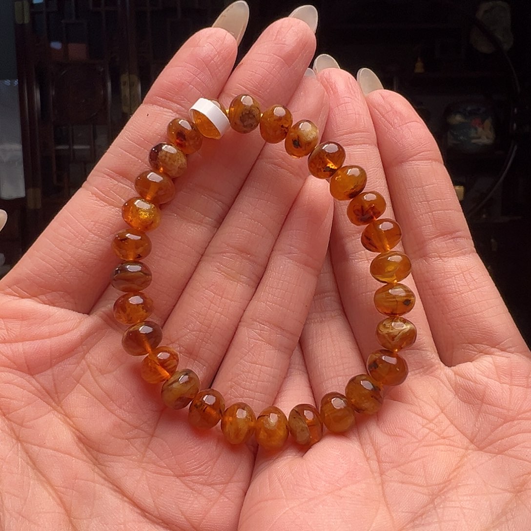 琥珀裸石未镶嵌抚顺琥珀20273-1。8mm