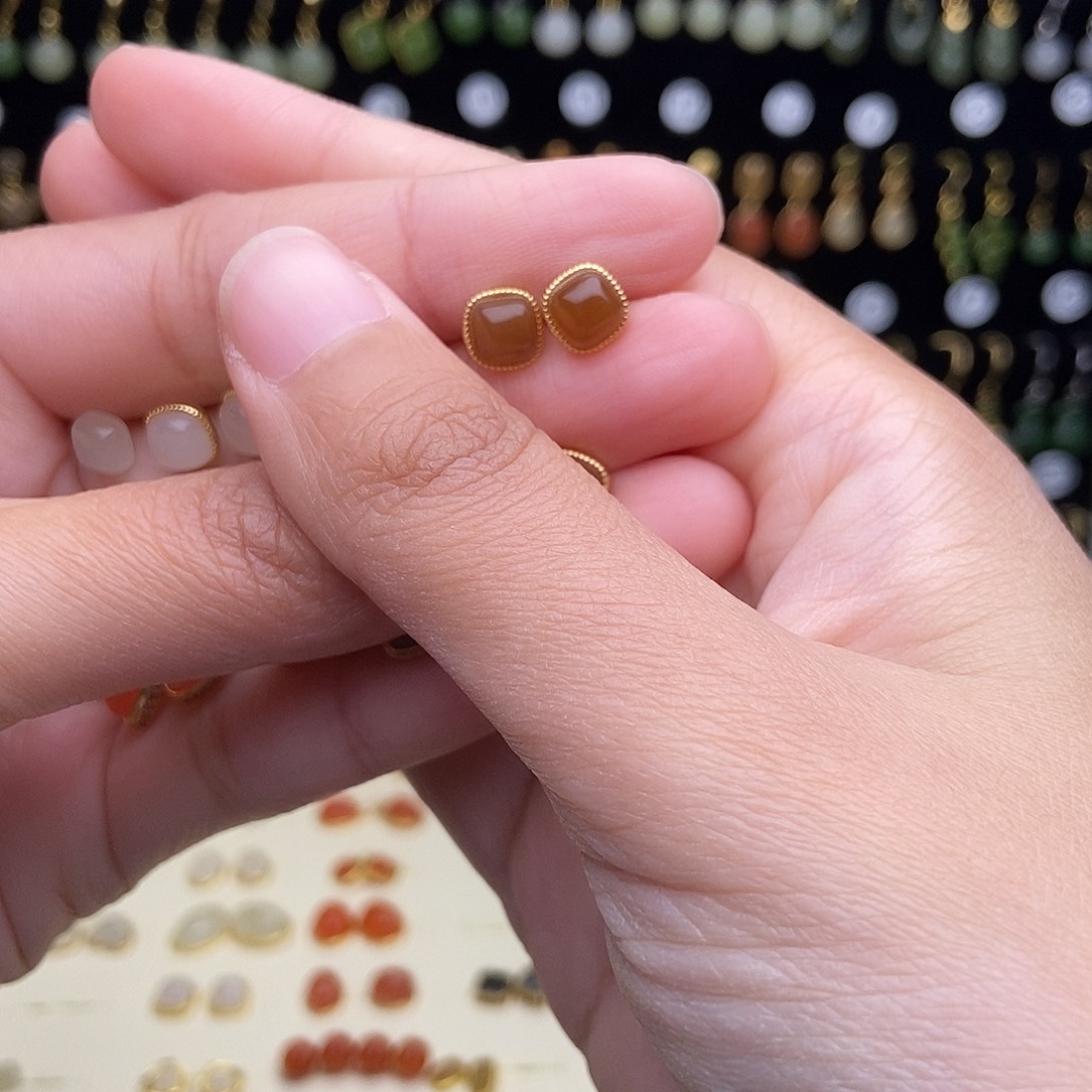 和田玉银S925镀金镶嵌耳饰