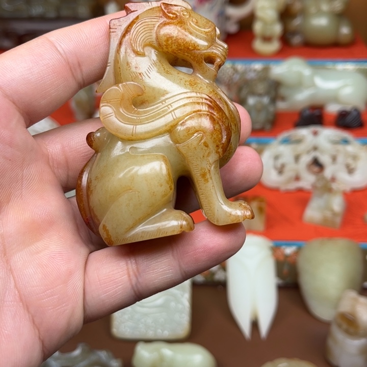 和田玉（糖玉）未镶嵌挂件看****?